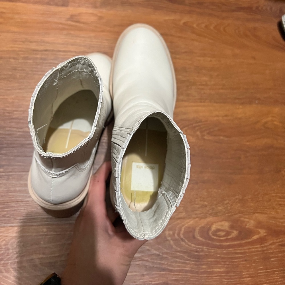 Dolce Vita Caster H2o Booties W5.5 - image 3